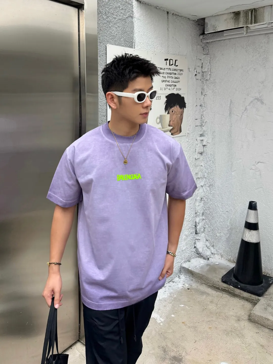P90✨🔥 [balenciaga] 2026FW Paris luminous foam letter short-sleeved T-shirt Premium 26s double yarn 300g fabric, washed with water spray, aged and frayed, color: washed brown, washed Purple, washed Gray Size: S M L XL 2XL